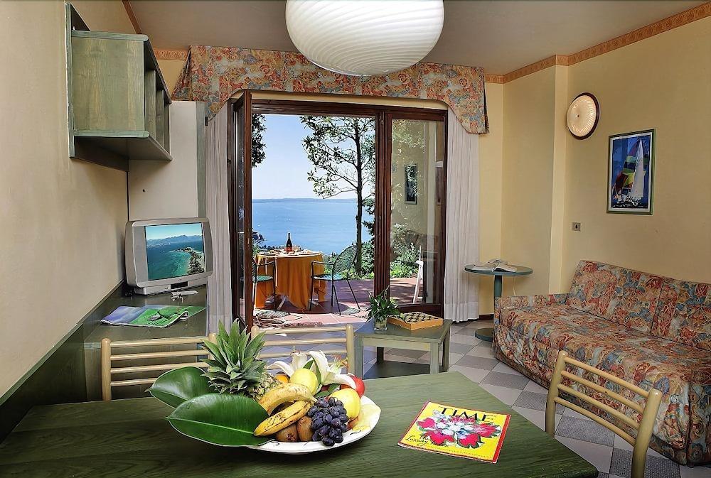 Residence Madrigale Marciaga Екстериор снимка